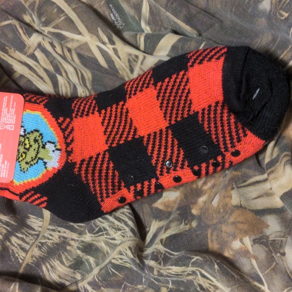The Grinch Dr. Seuss Reading Socks Slipper Socks Plaid Shoe Size 5-10 - Picture 10 of 15